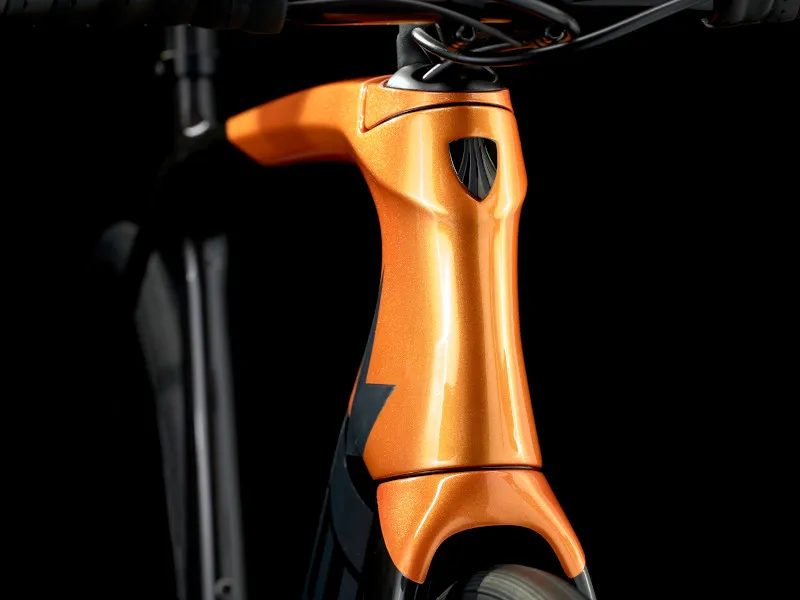 Trek Emonda SL 7 Disc eTap Road Bike in Black-3