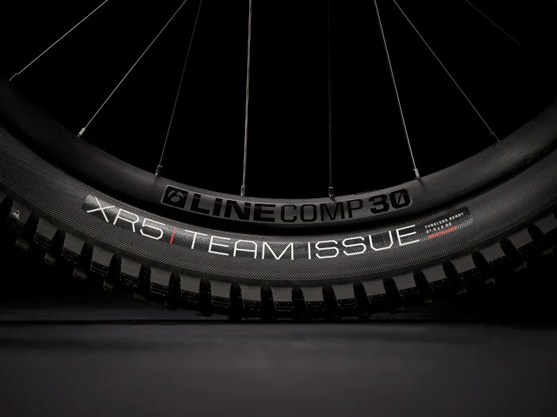 2022 Trek Remedy 8 27.5 XT Prismatic