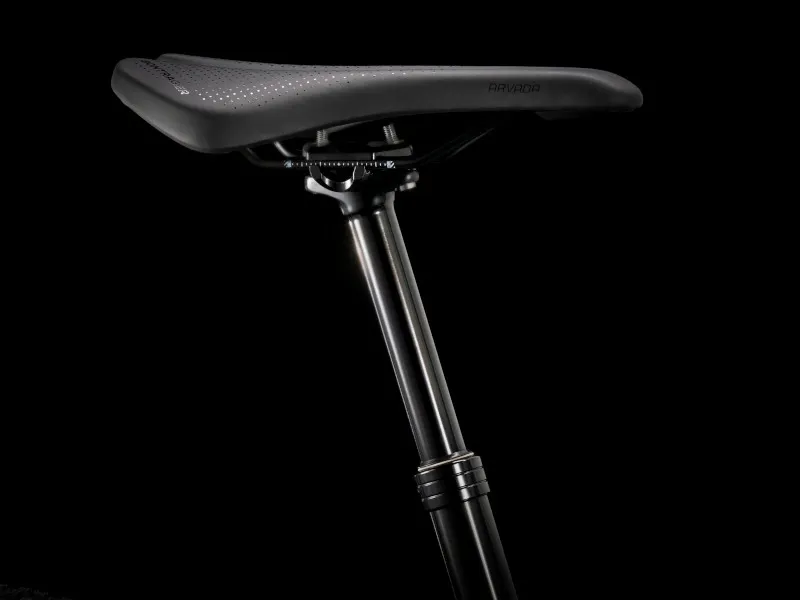 2021 Trek Roscoe 8 in Black/Red/Marigold-2