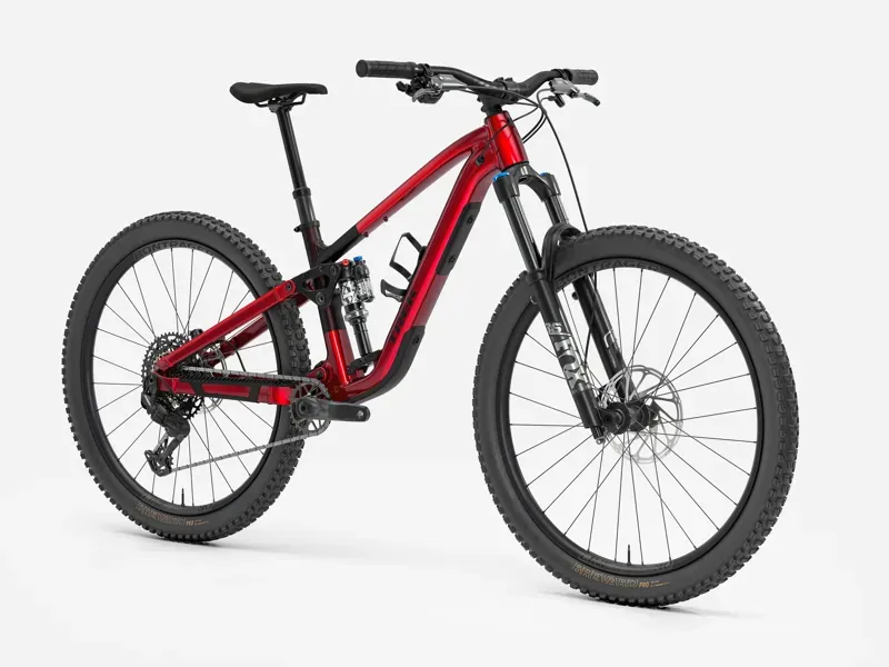 Trek Fuel EX 8 Fury Red / Dark Carmine-1