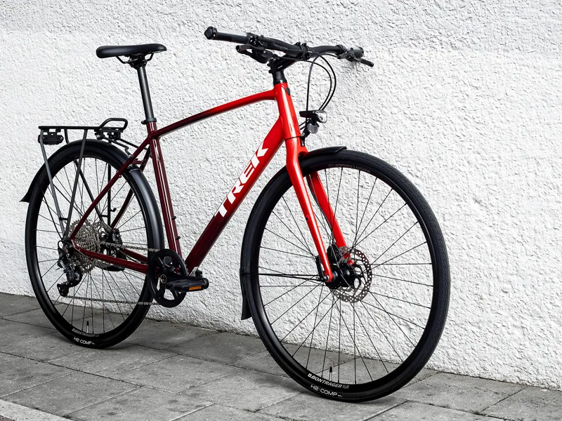 Trek FX 3 Disc Equipped Hybrid Bike in Viper Red to Cobra Blood-2