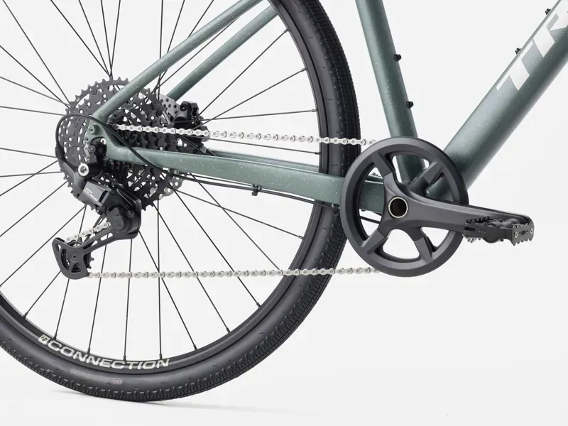 Trek FX Sport AL 3 Hybrid Bike in Keswick Green-4