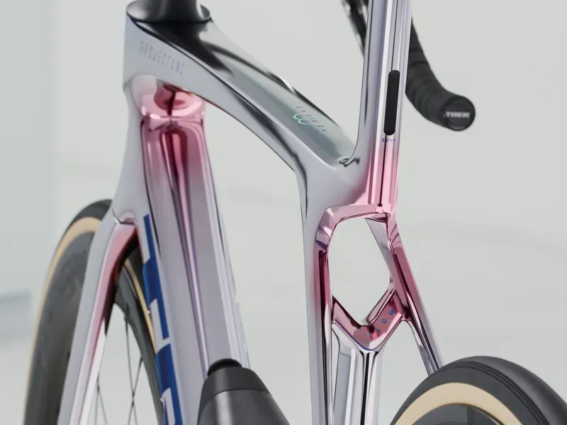 Trek Madone SLR 9 AXS Gen 8 Road Bike In Interstellar-3