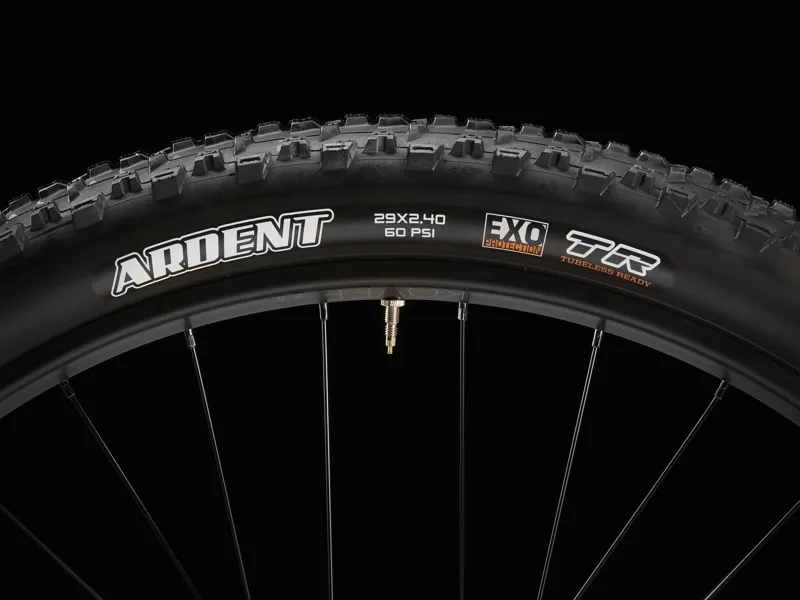 Trek Marlin 7 XC Mountain Bike in Pennyflake-2