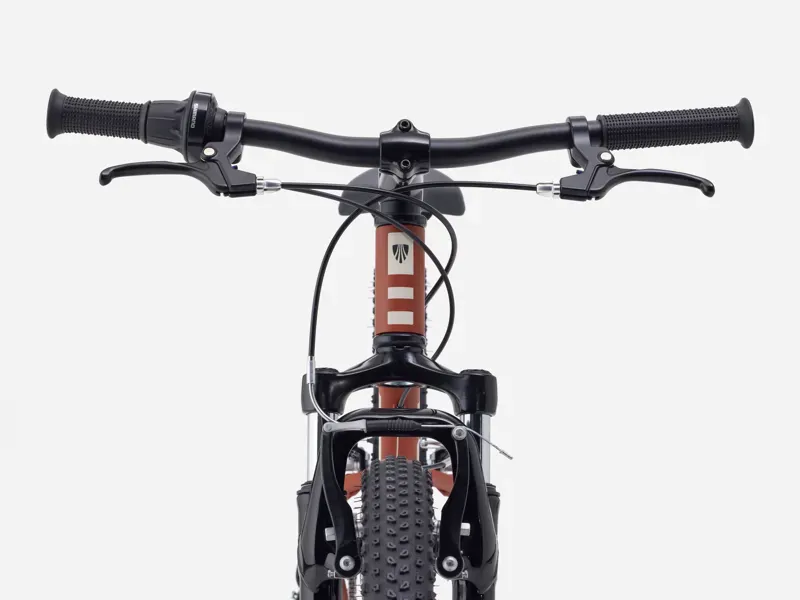 Trek Precaliber 24in Suspension Kids Hybrid Bike in Sedona Red-4