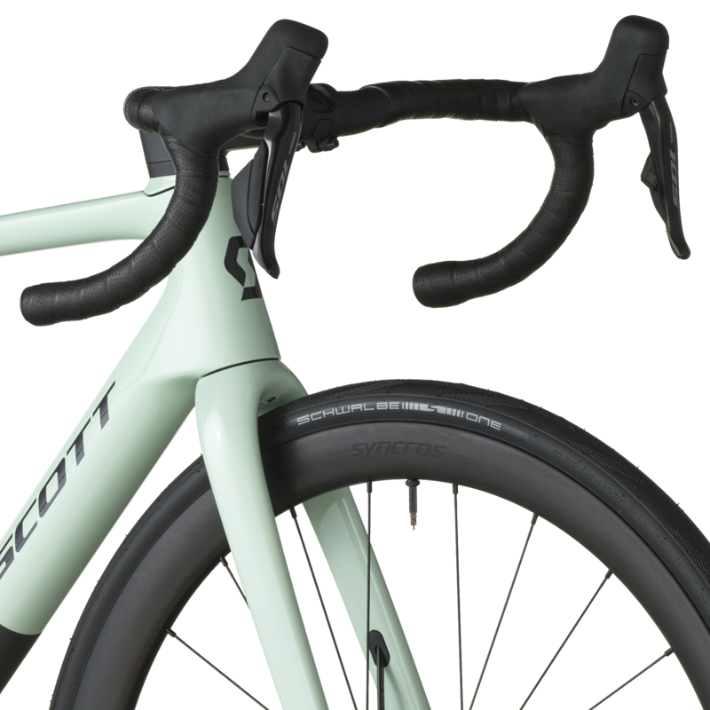 Scott Addict RC 30 Road Bike in Frozen Green/Carbon Black-4