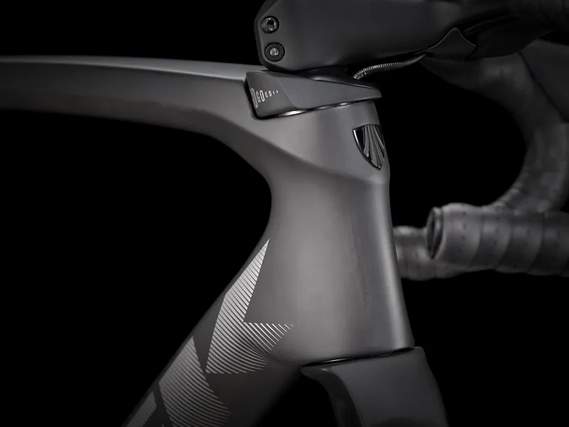 Trek Emonda SLR 7 Road Bike in Dark Prismatic/Trek Black-9