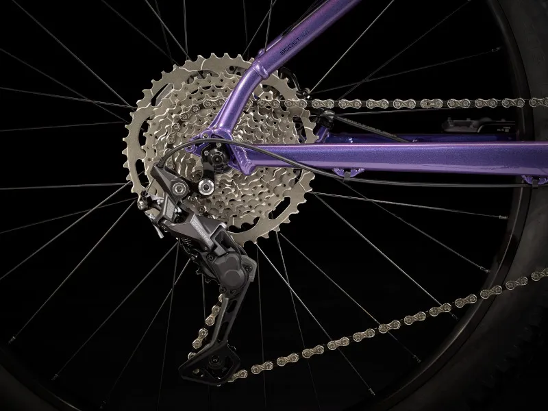 Trek Roscoe 6 Mountain Bike in Purple-1