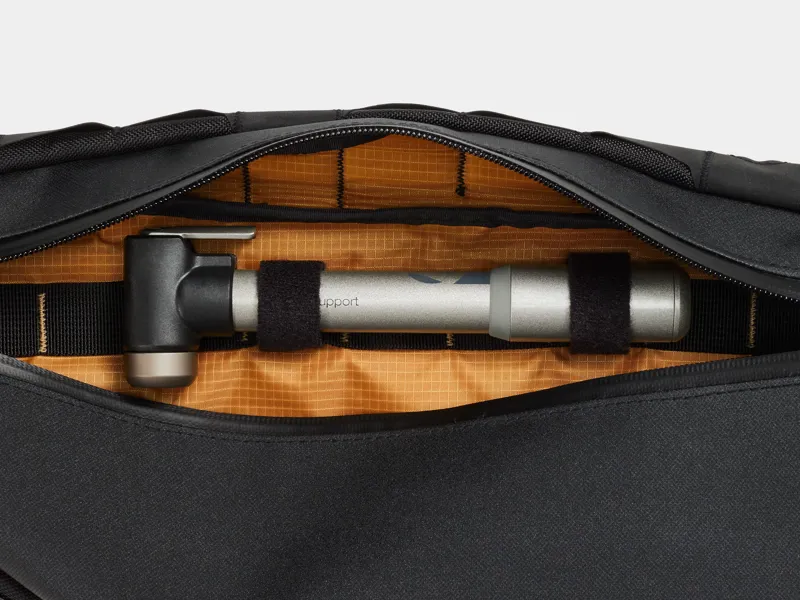 Bag Trek Adventure Boss Full Frame Bag Small BLACK 2.3l-2