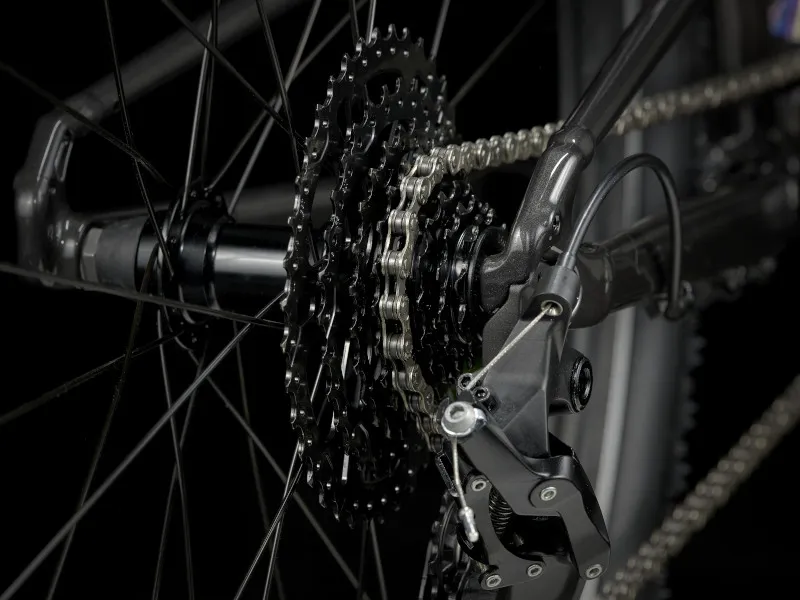 Trek Wahoo 26 Path Kids Bike in Dark Prismatic-6