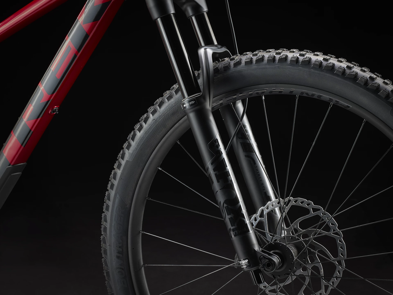 Trek Roscoe 9 Mountain Bike in Crimson-5