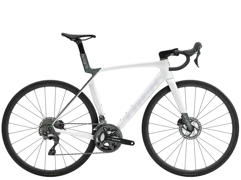 Trek Madone SL 5 Gen 8 Road Bike in Gloss Crystal White/Matte Deep Smoke