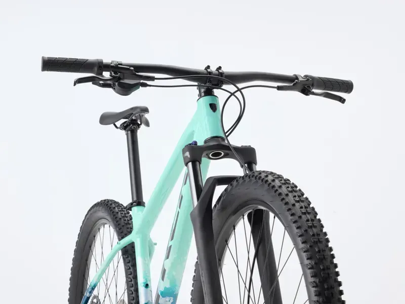 Trek Marlin 5 Gen 3 XC MTB in Miami Green/Dark Aquatic Fade-3