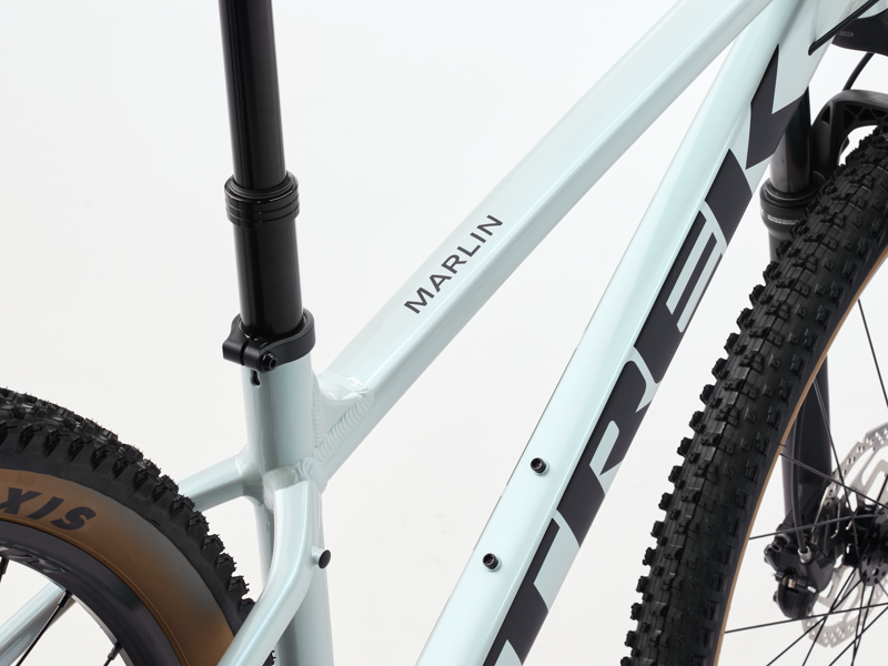 Trek Marlin 7 Mountain Bike in Magic Mint-4
