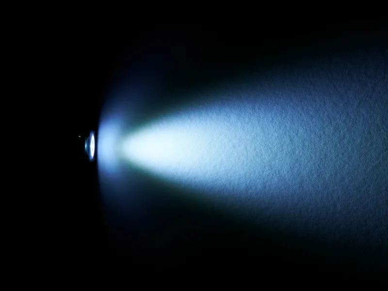 Trek Ion 200 RT USB Rechargeable Front Light in Black-5