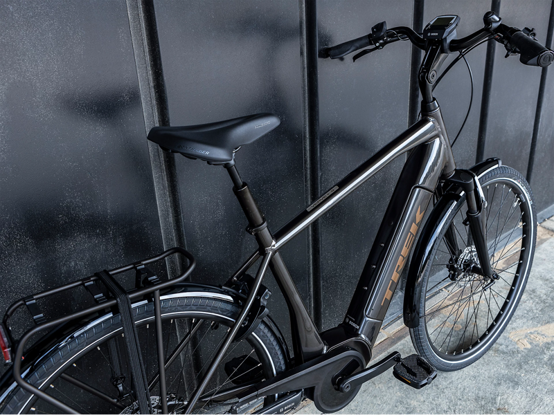 Trek Verve+ 4 Electric Hybrid Bike in Grey-2